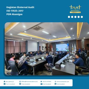 Suasana kegiatan Eksternal Audit ISO 17025:2017 di PEM Akamigas. Audit ini dilakukan untuk memastikan sistem manajemen laboratorium memenuhi persyaratan ISO 17025:2017